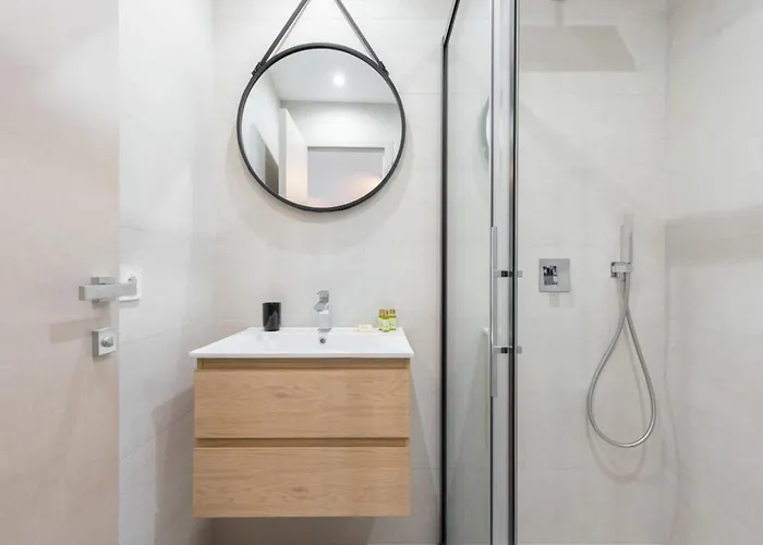 Bavastro - The Port - New 2 Apartamento Nice